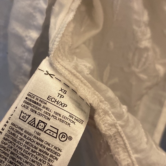 Gap Embroidered Boho Top - Picture 6 of 6